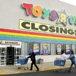 Toys R Us Closing